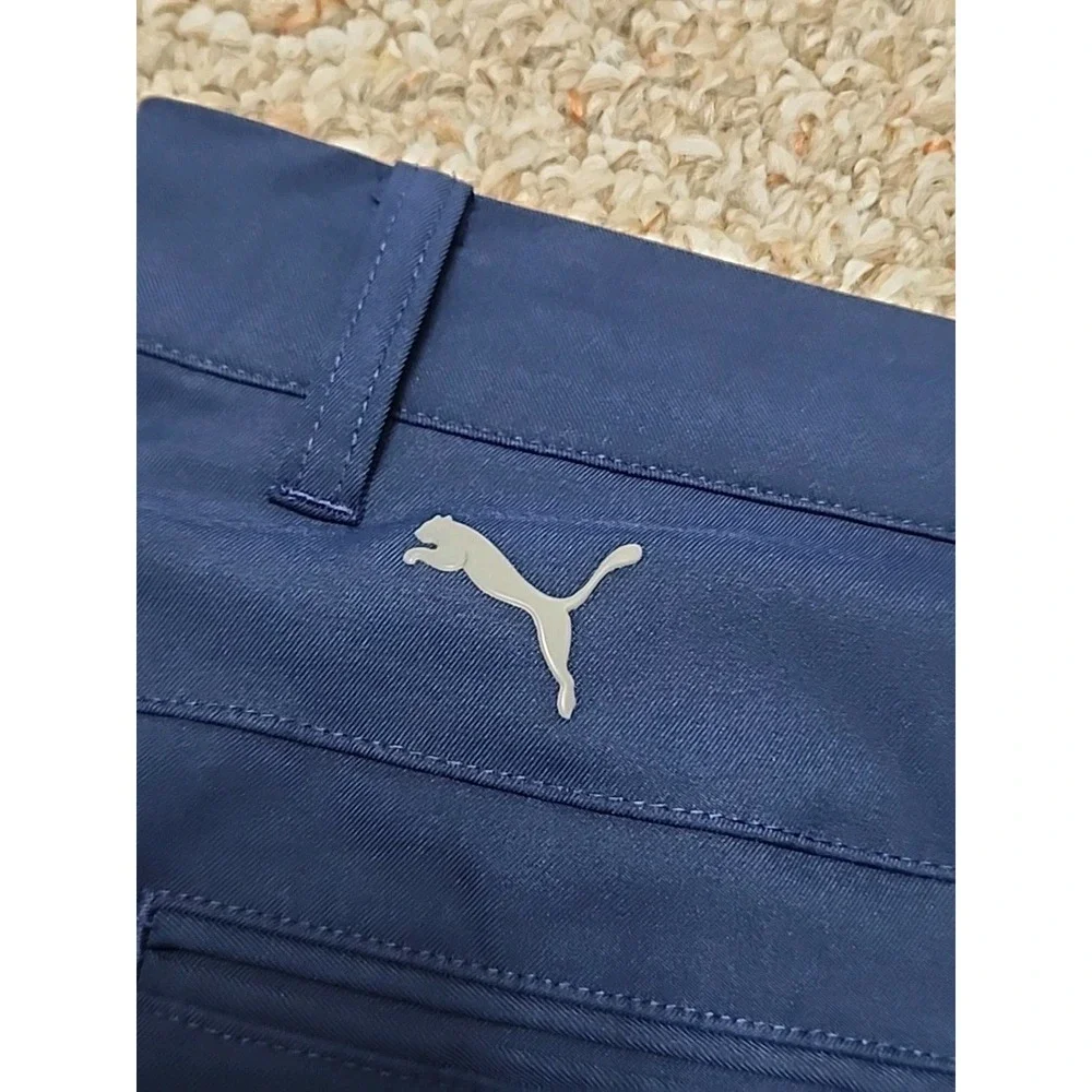 Puma Shorts Mens‎ Size 38x11 Blue Golf Casual Flat Front Chino